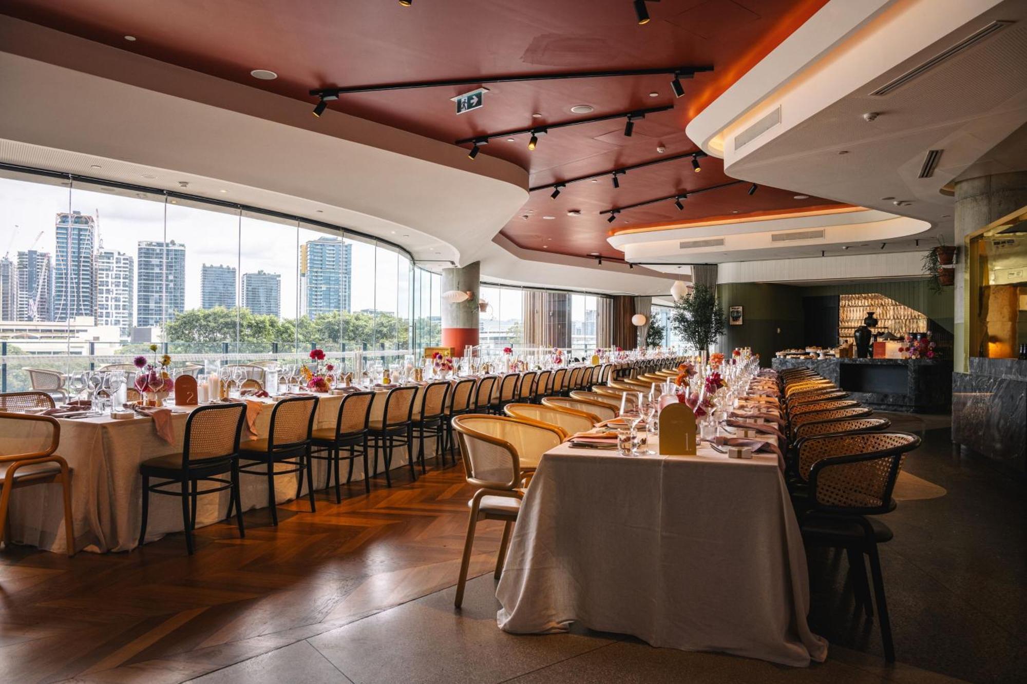 W Brisbane Hotel Exterior photo The interior of the restaurant