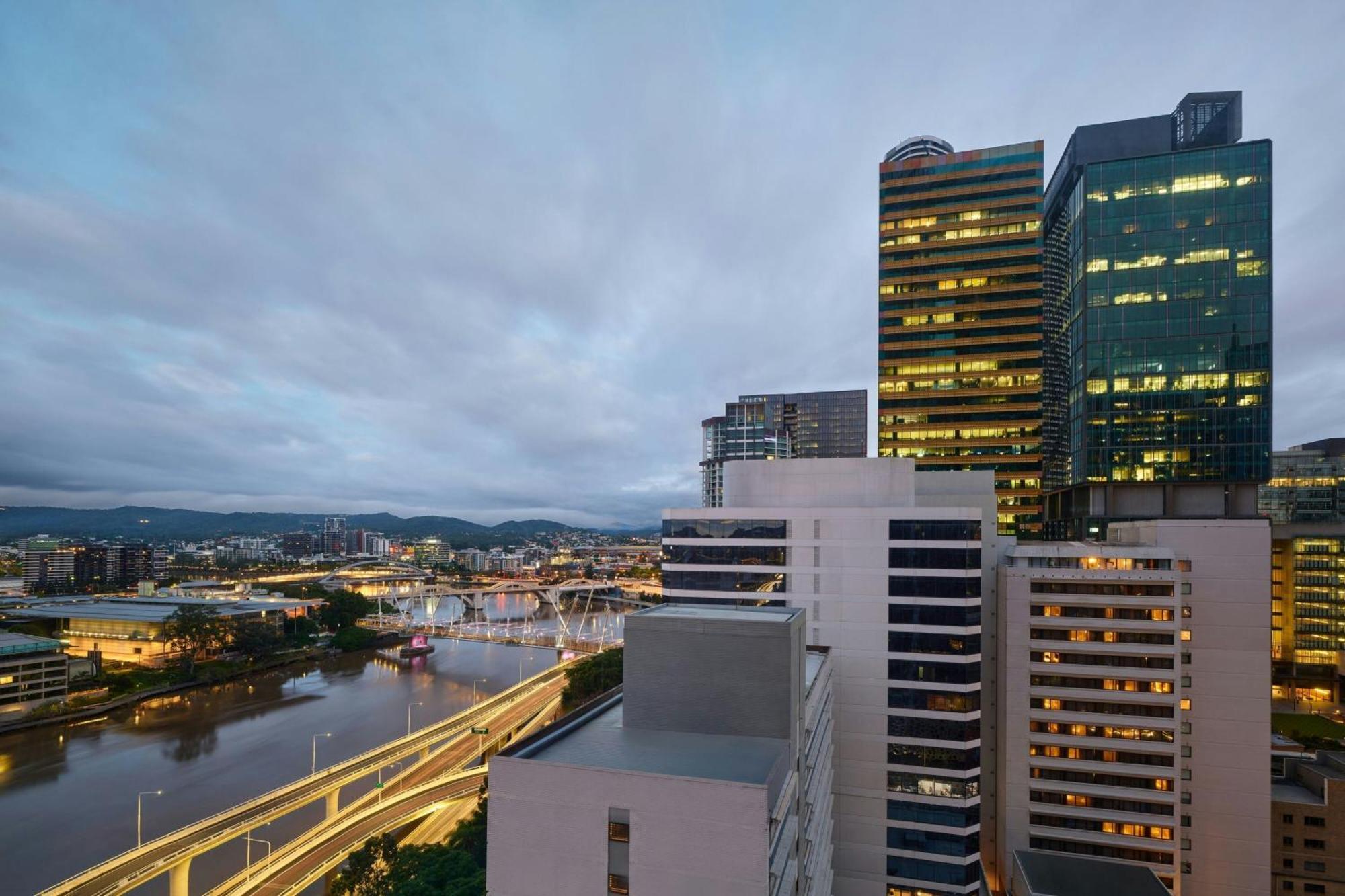 W Brisbane Hotel Exterior photo